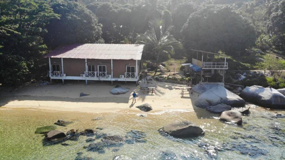 Bungkil Place Otel Tioman island Dış mekan fotoğraf