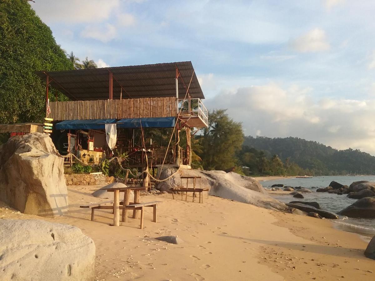 Bungkil Place Otel Tioman island Dış mekan fotoğraf