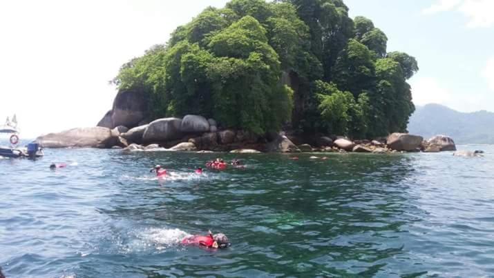 Bungkil Place Otel Tioman island Dış mekan fotoğraf