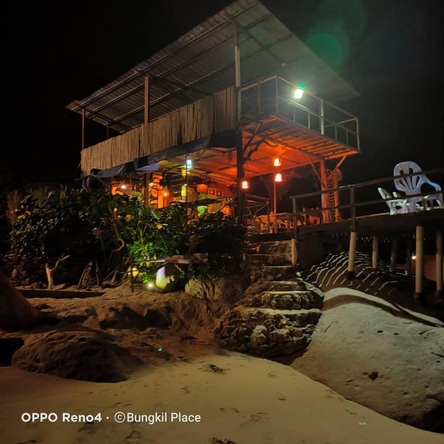 Bungkil Place Otel Tioman island Dış mekan fotoğraf