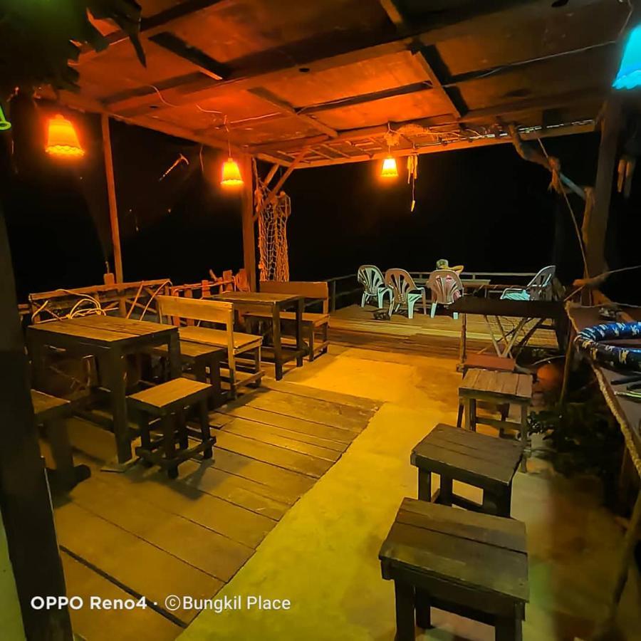 Bungkil Place Otel Tioman island Dış mekan fotoğraf