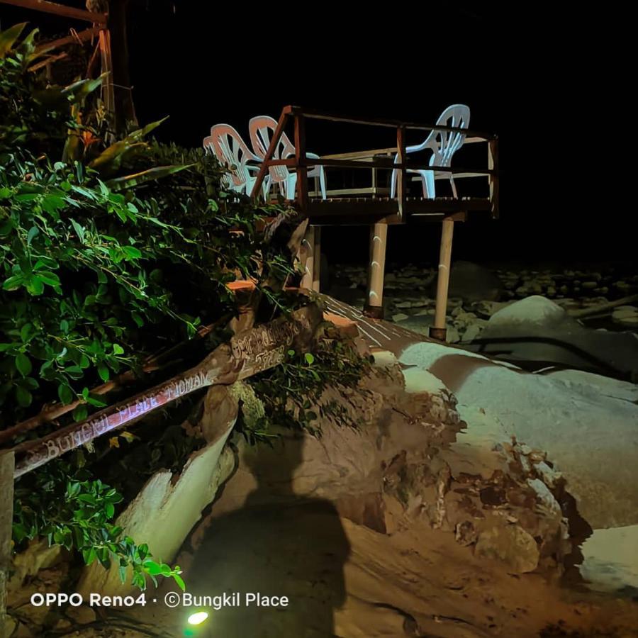 Bungkil Place Otel Tioman island Dış mekan fotoğraf