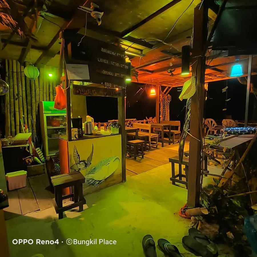 Bungkil Place Otel Tioman island Dış mekan fotoğraf